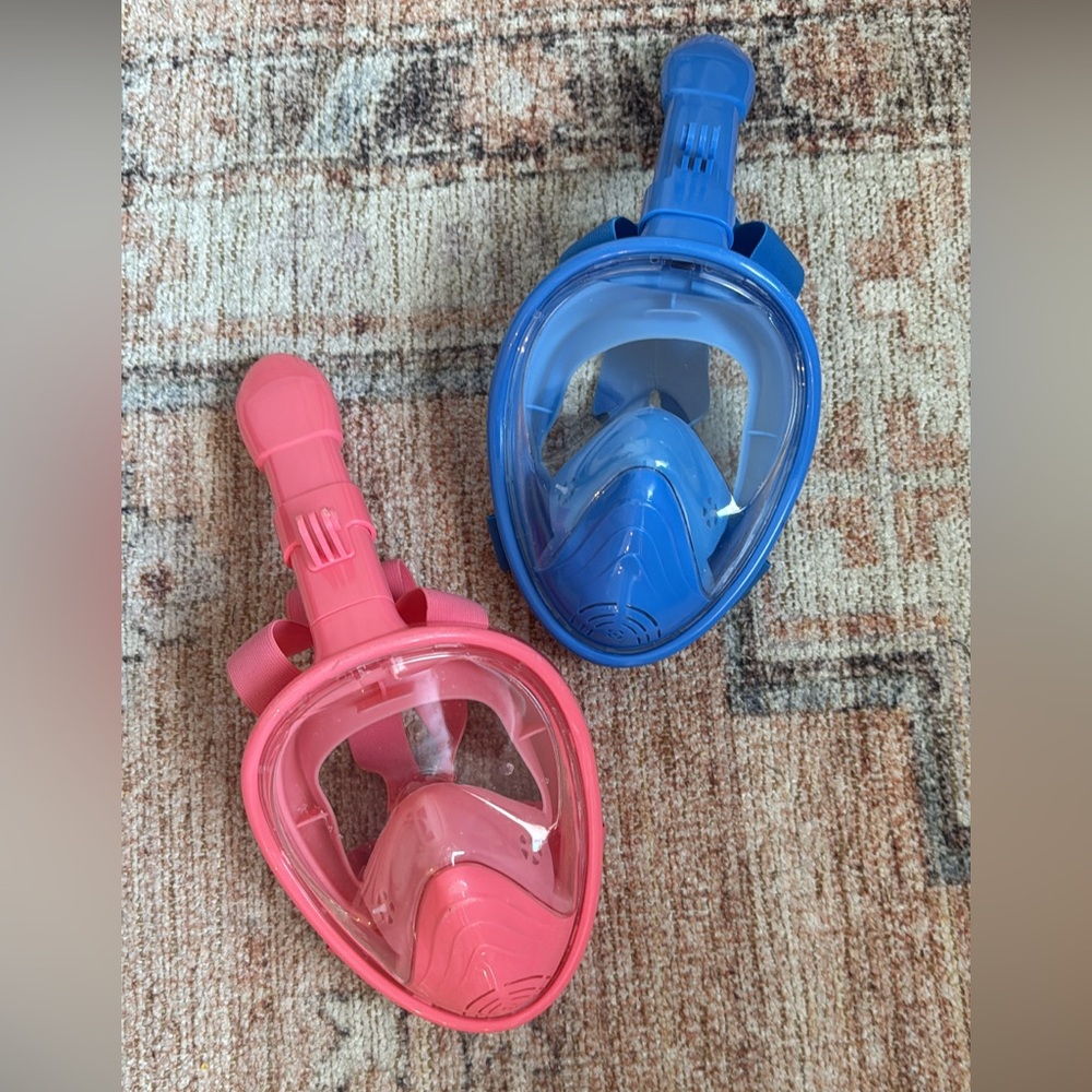 Kids Full Face Snorkel Mask in Pink (Blue is sold)